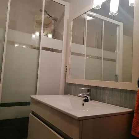 Apartamento En Puerto 카스트로우르디알레스